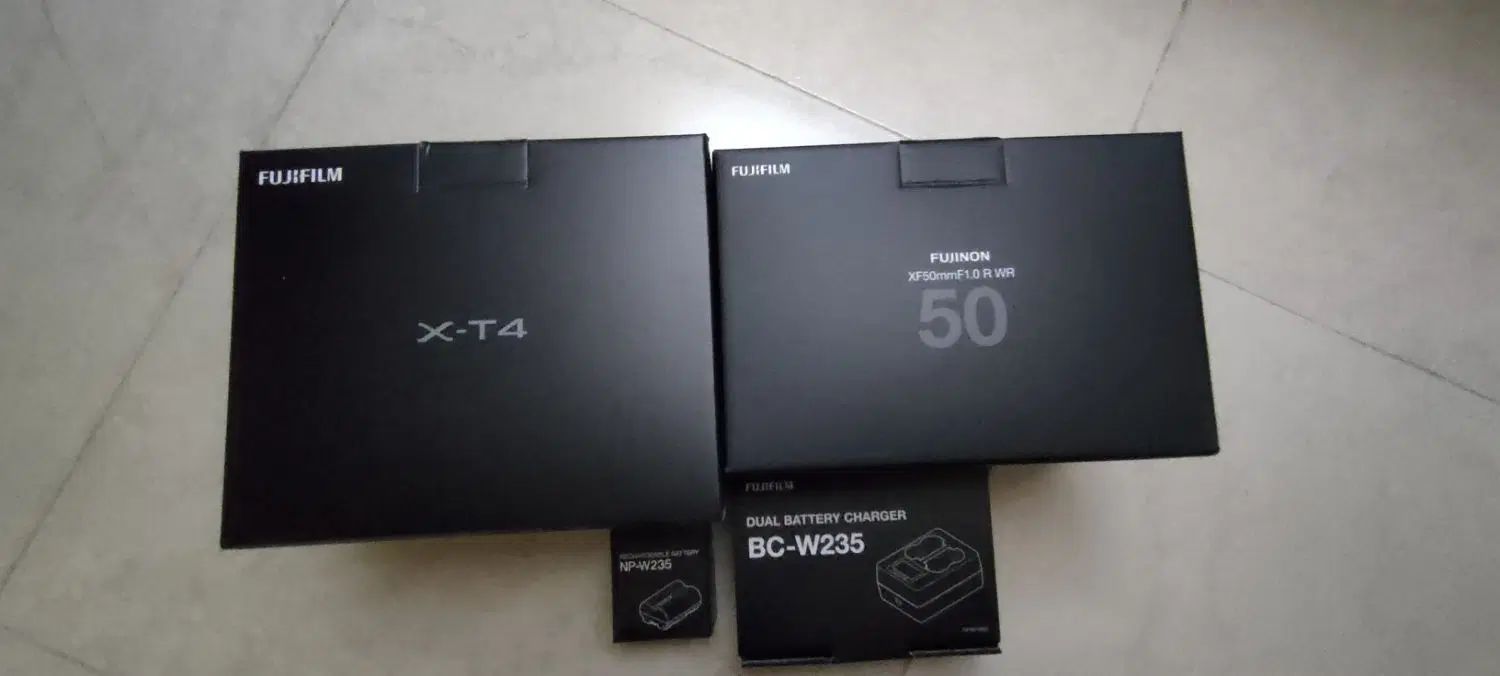 Fujifilm X-T4 with 50mm F1|دوربین عکاسی و فیلم‌برداری|تهران, اباذر|دیوار