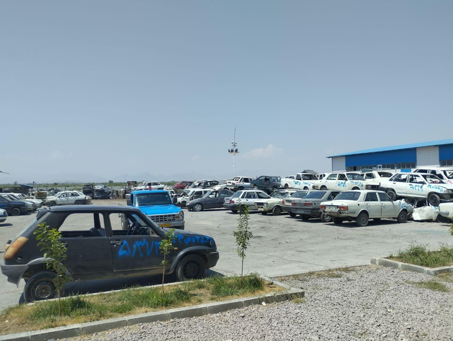 مرکز رسمی فرسوده و اسقاط|خودرو سواری و وانت|ارومیه, |دیوار