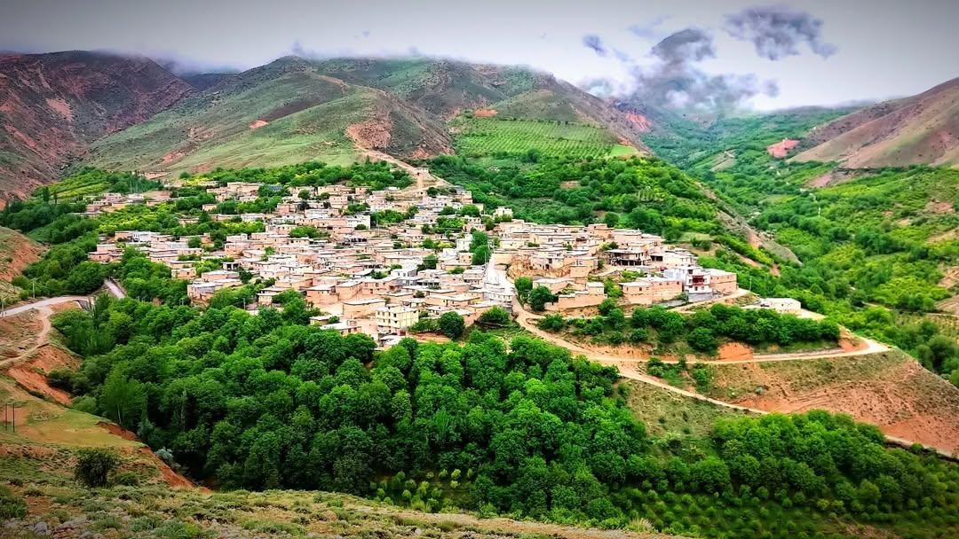 فروش زمین ۱۵۰۰ متری|فروش زمین و ملک کلنگی|سمیرم, |دیوار