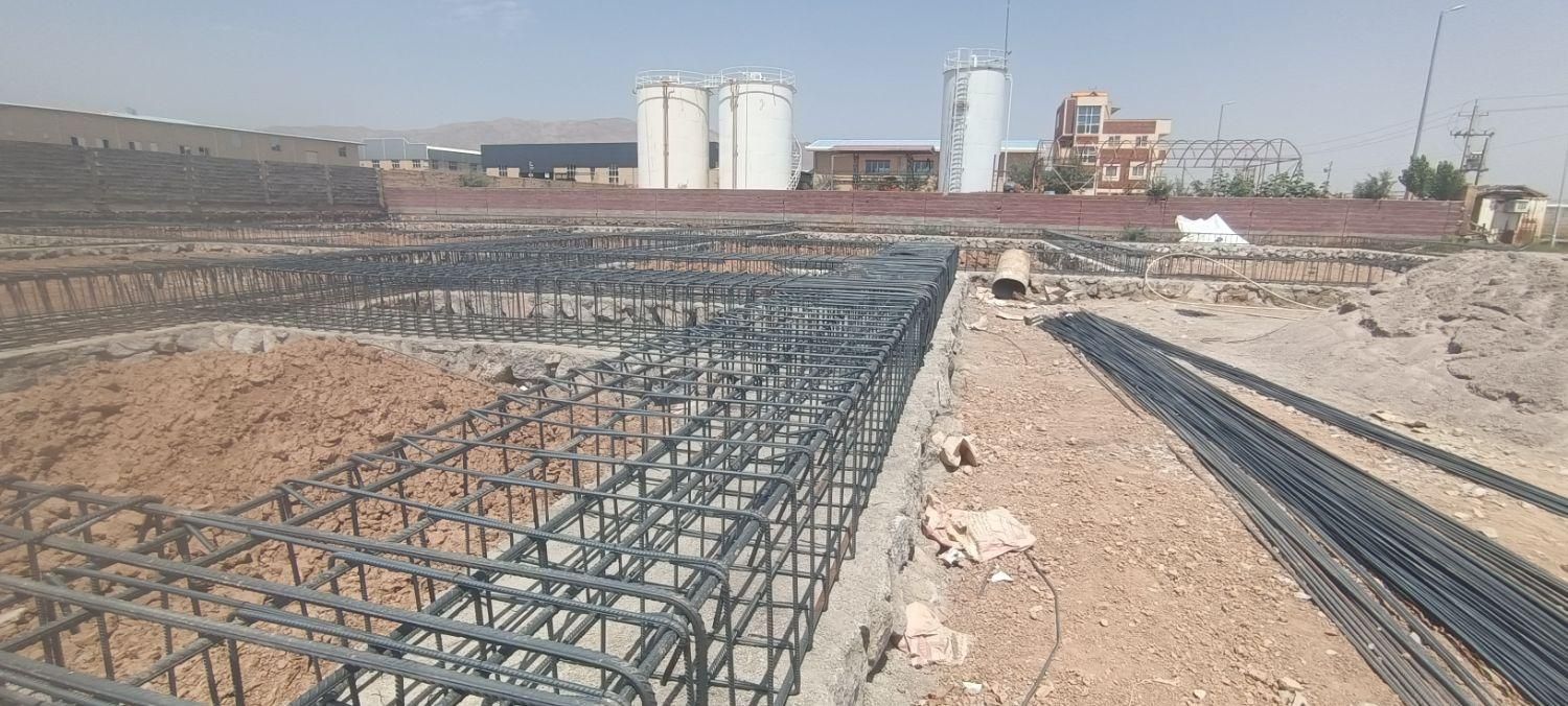 آرماتوربندی اسکلت فلزی تیرچه بتن استخر الماتور|خدمات پیشه و مهارت|تبریز, |دیوار