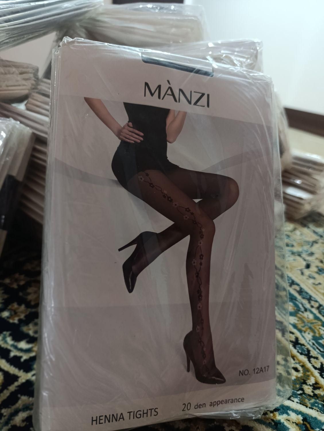 تعدادی جوراب شلواری موجوده پک ۶ تایی|لباس|مشکیندشت, |دیوار