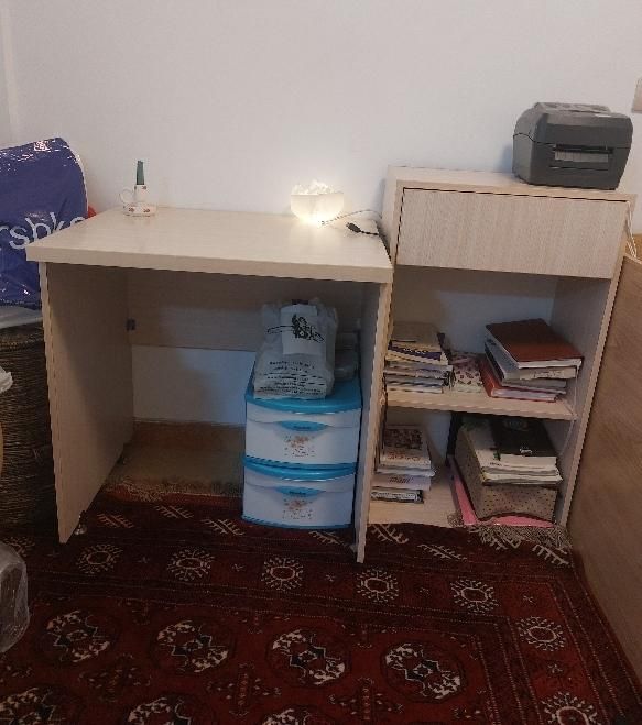 میز تحریر و کتابخانه|مبلمان خانگی و میز عسلی|تهران, فلسطین (میدان انقلاب)|دیوار
