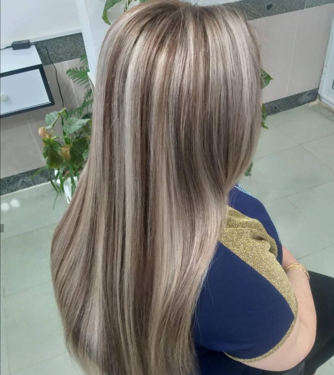 رنگ مو و پروتئین تراپی تضمینی|خدمات آرایشگری و زیبایی|بوشهر, |دیوار