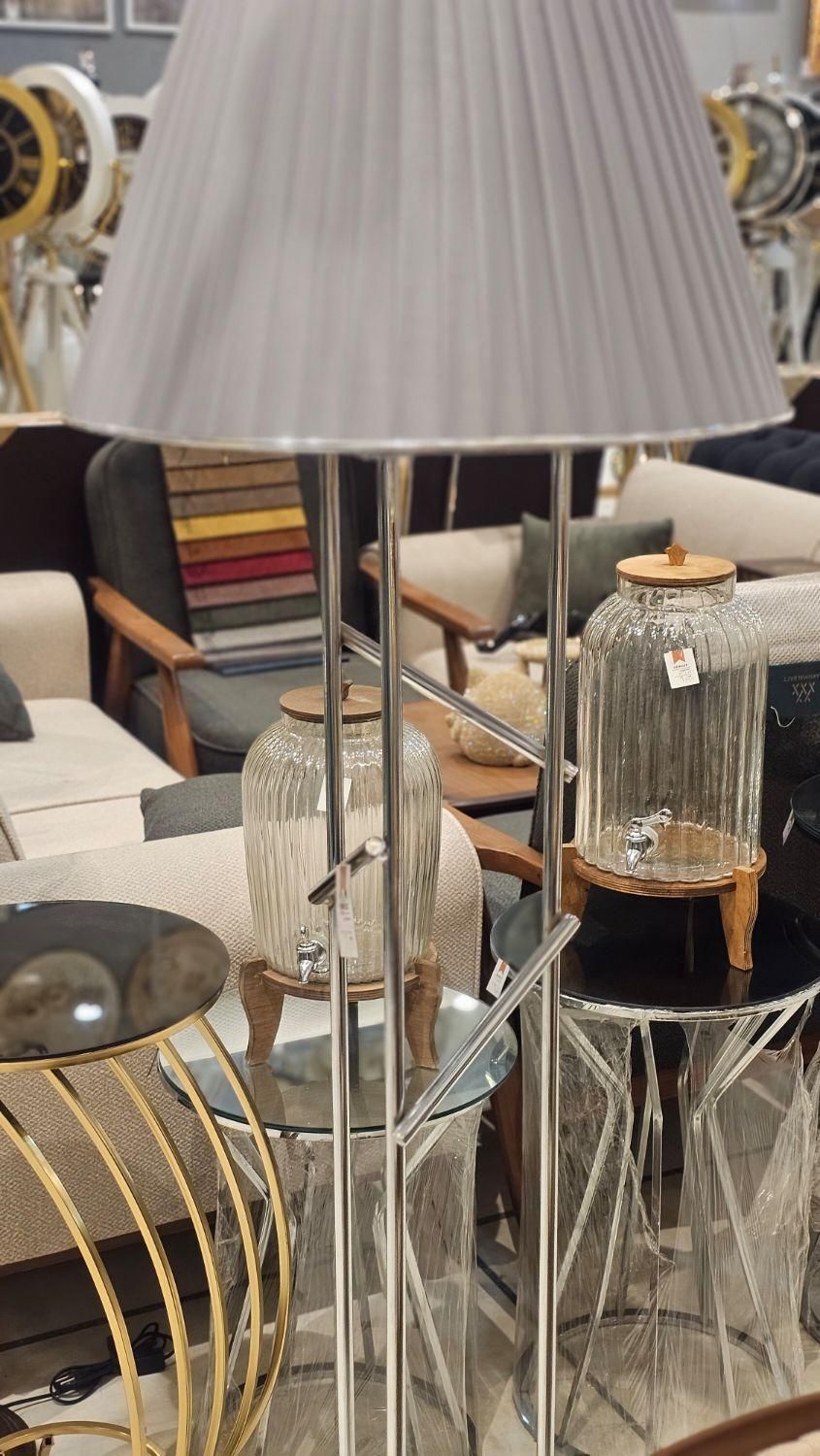 اباژور آباژور کنارسالنی ایستاده شرکتی جدید|چراغ خواب و آباژور|مشهد, توس (بلوار توس)|دیوار