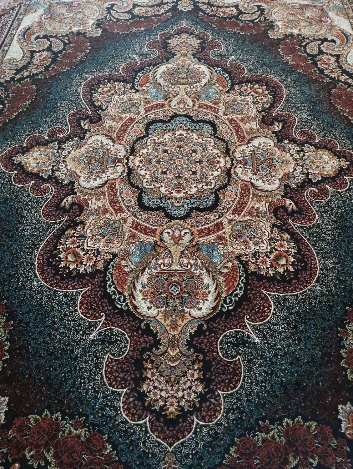 فرش دوازده متری|فرش|قزوین, |دیوار