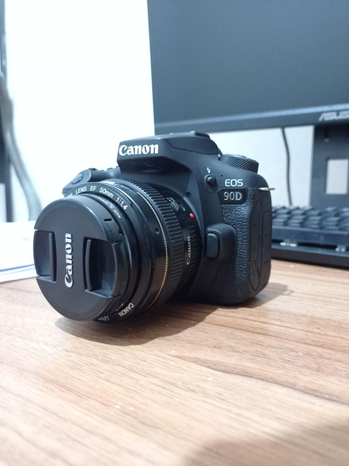 دوربین canon 90D در حدنو با لنز 50 میلی متر f 1.4|دوربین عکاسی و فیلم‌برداری|تهران, جنت‌آباد جنوبی|دیوار
