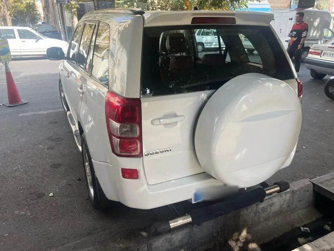 سوزوکی گرند ویتارا مونتاژ اتوماتیک 2000cc،  ۱۳۸۸|خودرو سواری و وانت|تهران, مهرآباد جنوبی|دیوار