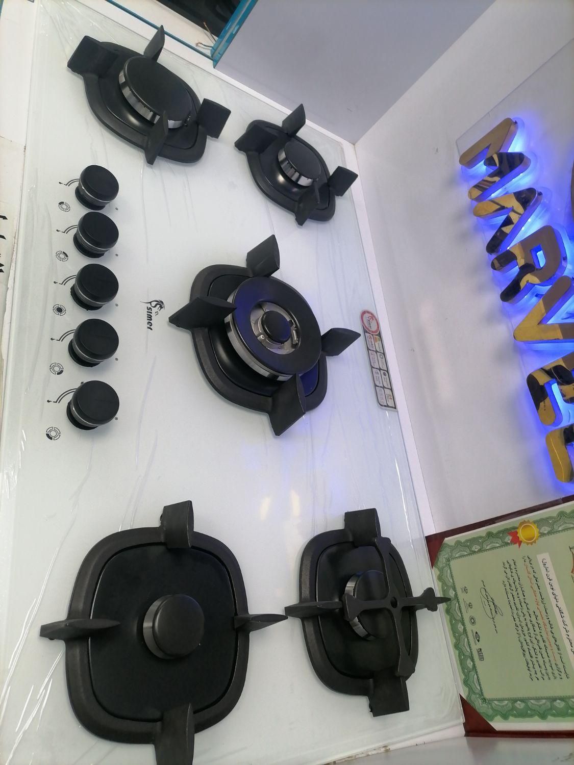 گاز صفحه ای هود توکار نبش غدیر 15 اقساطی|اجاق گاز و لوازم برقی پخت‌وپز|گرگان, |دیوار