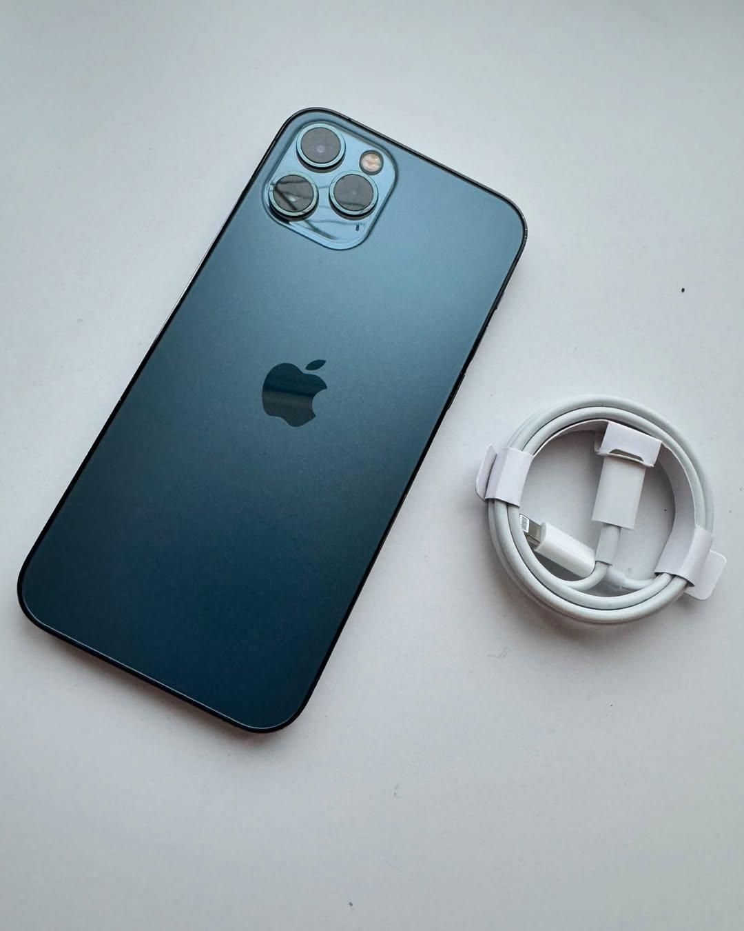 اپل iPhone 12 Pro Max با حافظهٔ ۲۵۶ گیگابایت|موبایل|مشهد, کوثر|دیوار