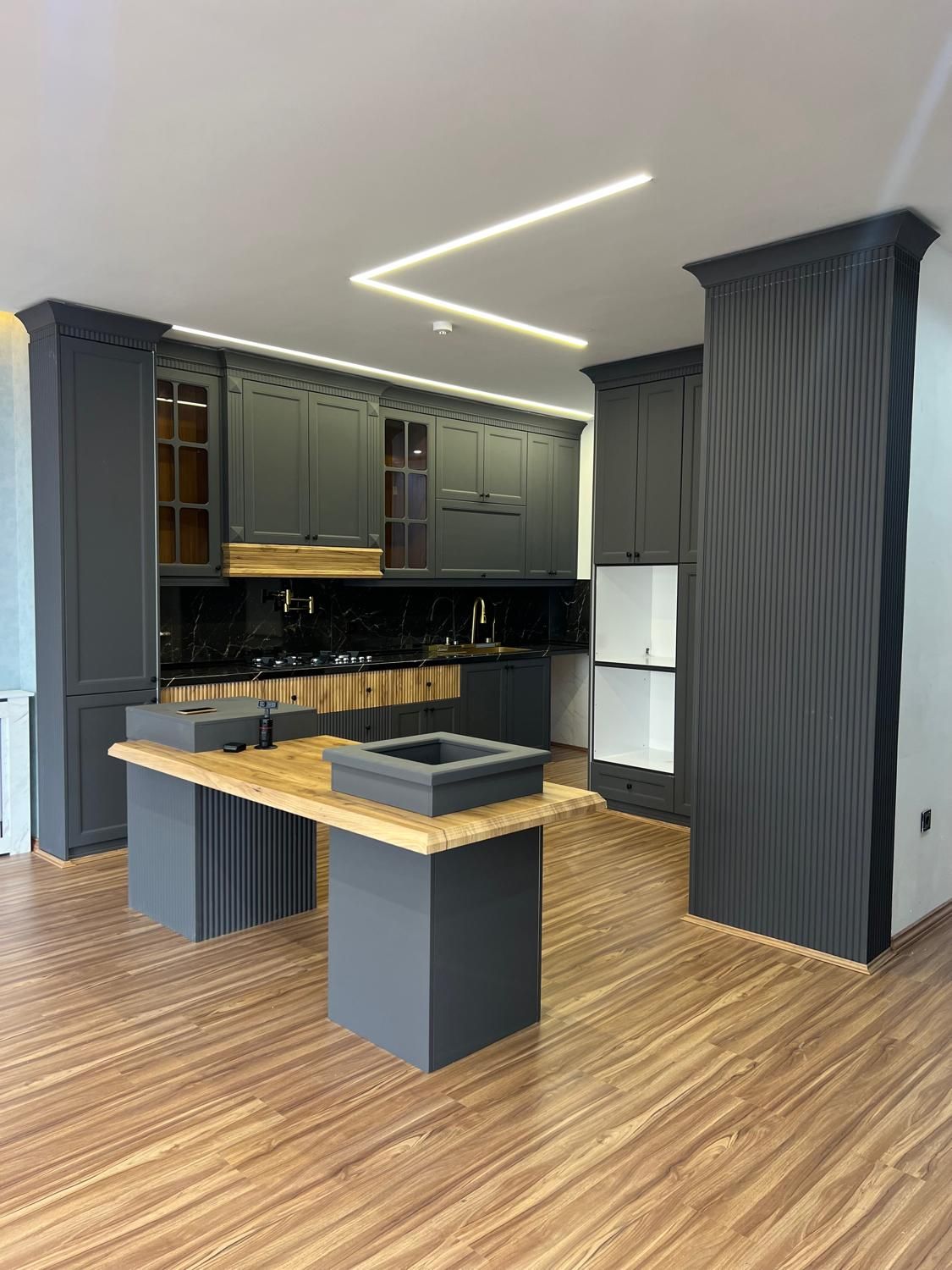 فروش پنت هاوس فراتر از یک خانه|فروش آپارتمان|صومعه‌سرا, |دیوار