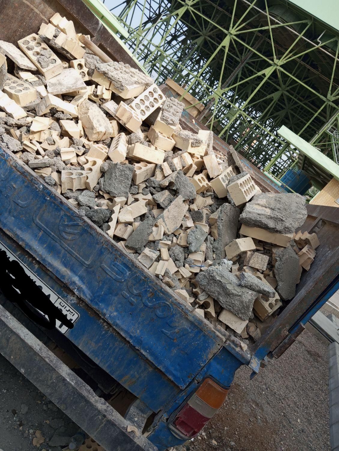 حمل خاک نخاله مصالح ساختمانی باربری نیسان کمپرسی|خدمات حمل و نقل|مشهد, شهرک رازی (شهرک غرب)|دیوار