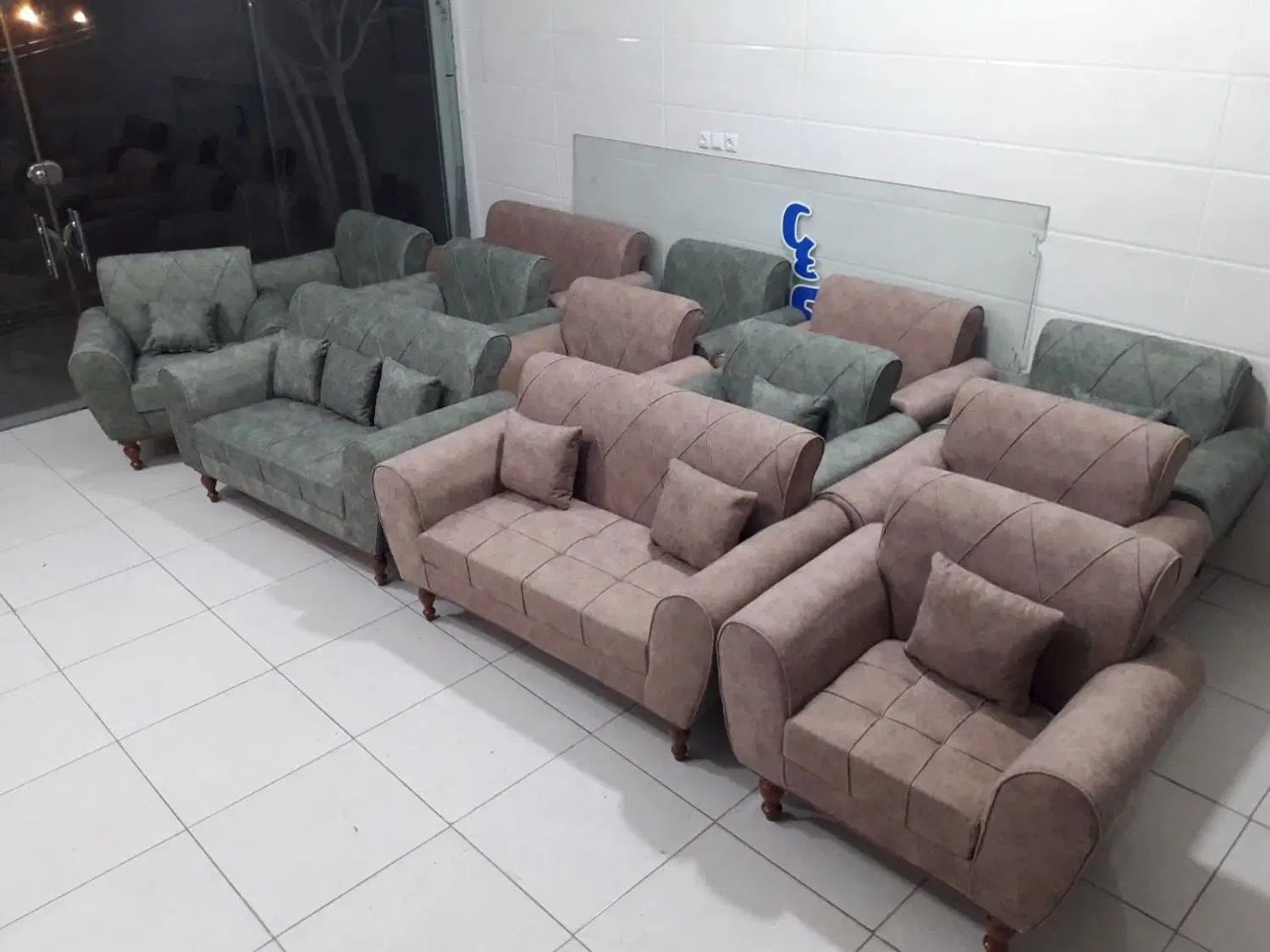 مبلمان لاکچری با طراحی منحصر به فرد(/مبل راحتی|مبلمان خانگی و میز عسلی|قم, نیروگاه|دیوار