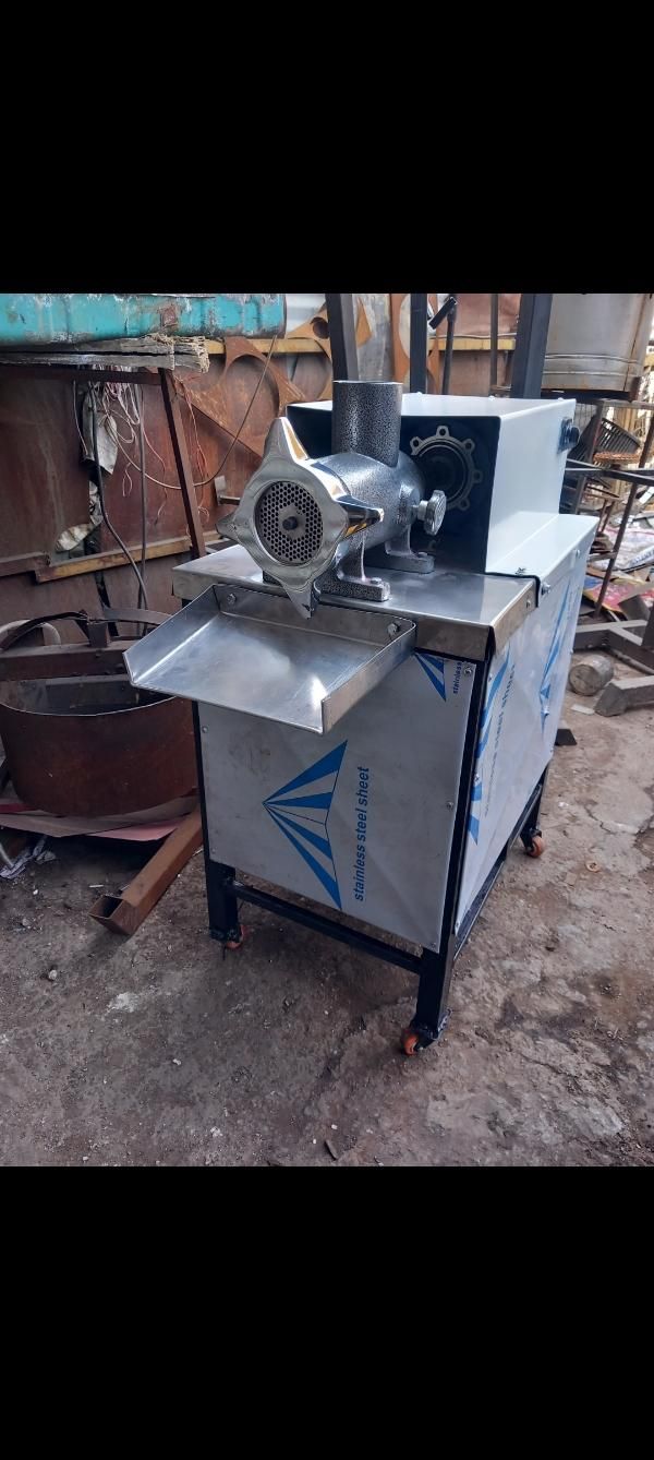 چرخ گوشت صنعتی گیربکسی)۳۲)۴۲|کافیشاپ و رستوران|ری, سیزده آبان|دیوار