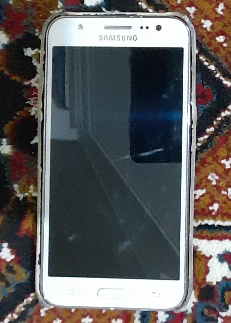 سامسونگ Galaxy J5 با حافظهٔ ۸ گیگابایت|موبایل|قم, علی آباد سعدگان|دیوار