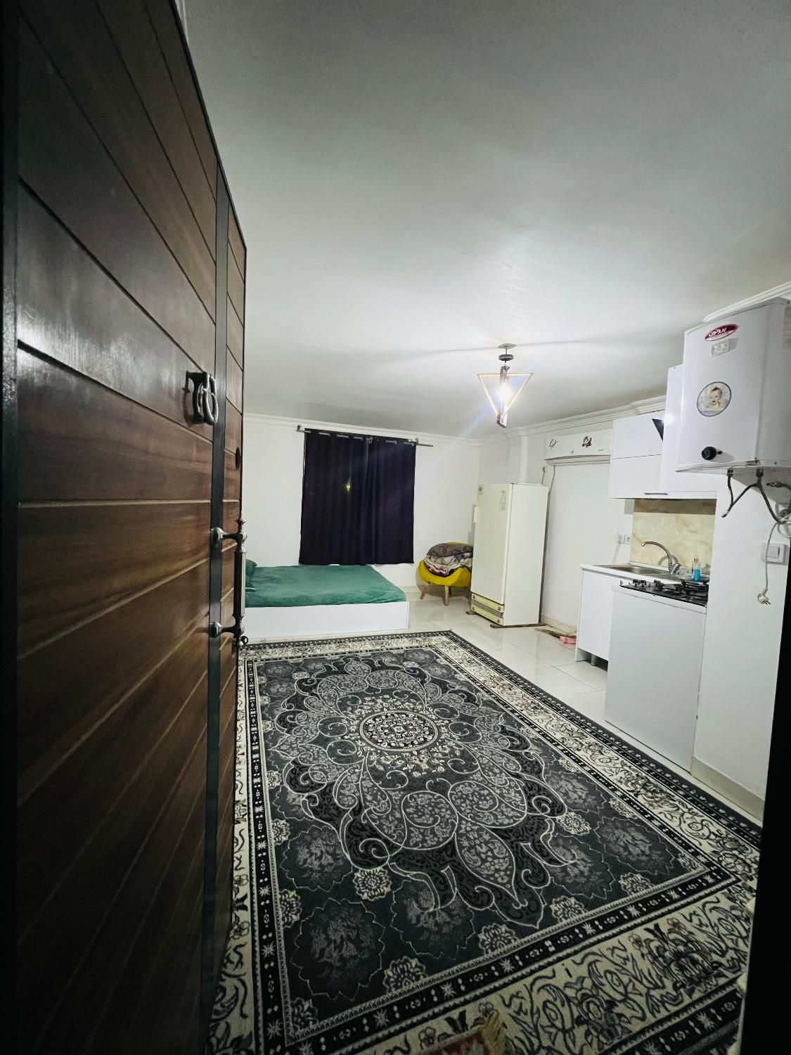 سوییت نوساز/بلوارامام حسین/تکخواب نیمه وقت|اجارهٔ کوتاه‌مدت آپارتمان و سوئیت|بندرعباس, |دیوار