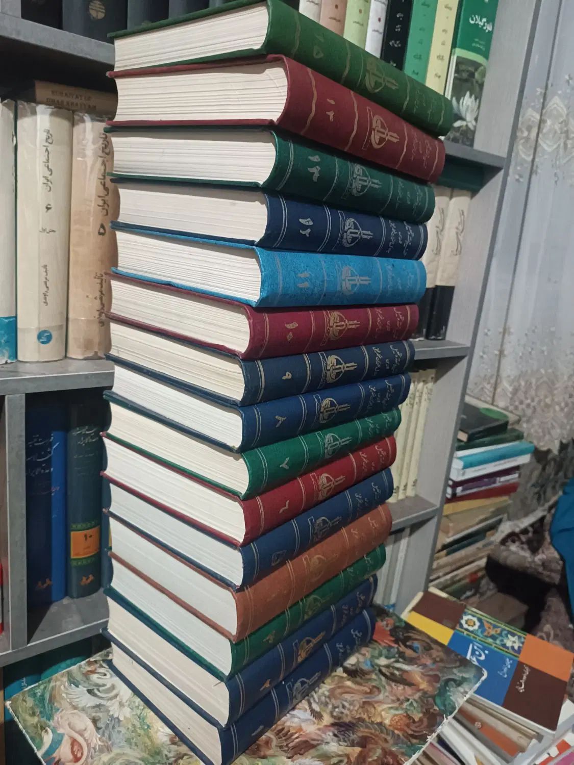 کتاب|کتاب و مجله آموزشی|رشت, گیل|دیوار