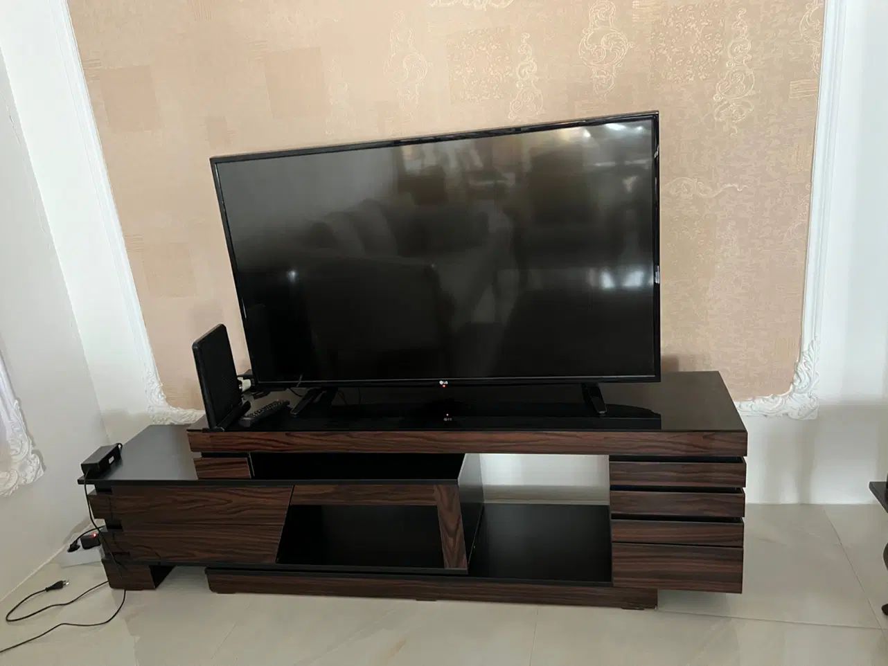 میز تلویزیون tv|میز تلویزیون|مشهد, شهرک رازی (شهرک غرب)|دیوار