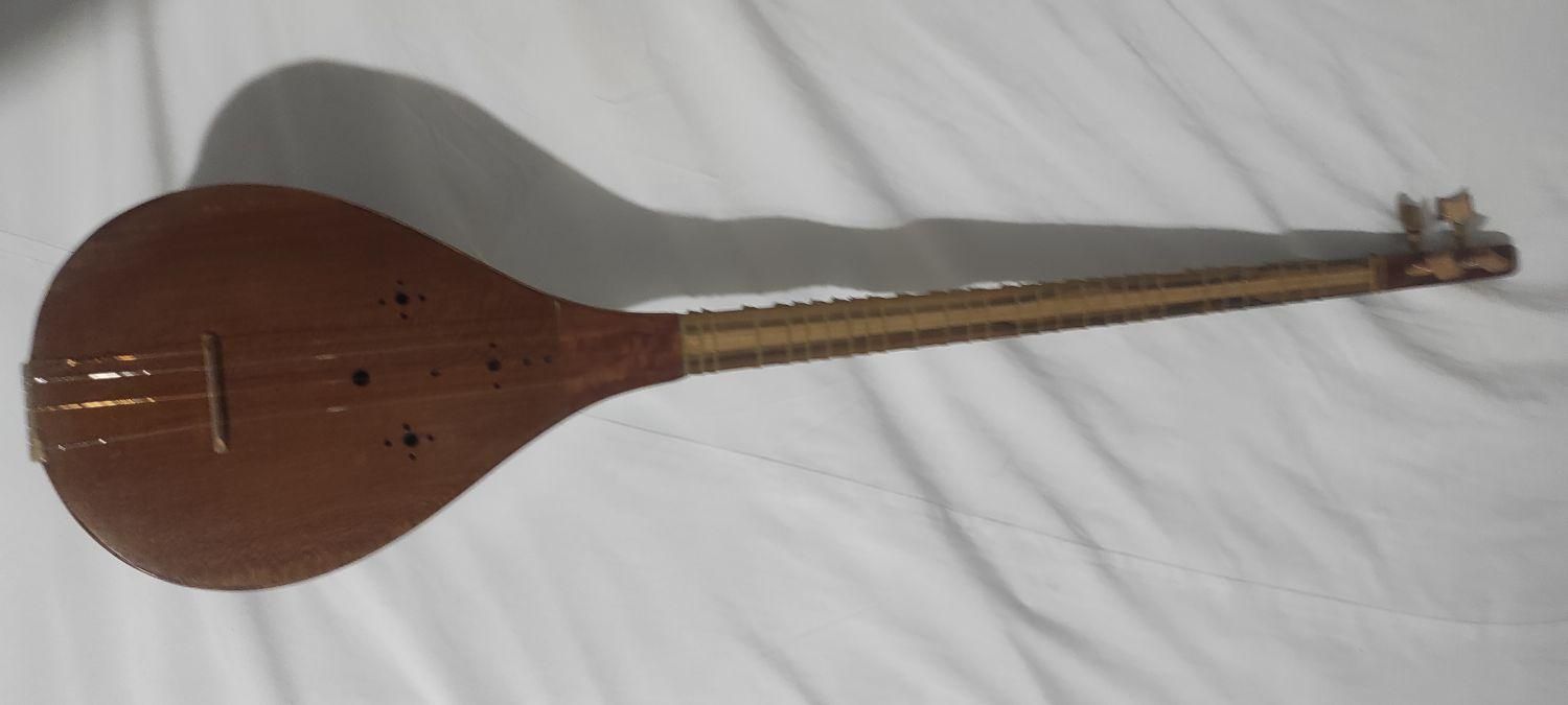 ساز سه تار|سازهای سنتی|سنندج, |دیوار