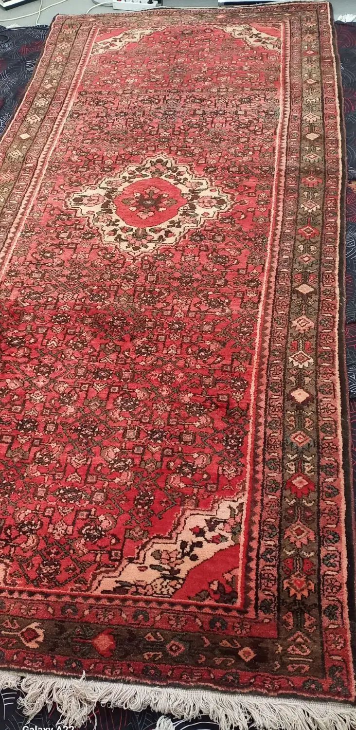 قالیچه و کناره دستبافت کرج|فرش|کرج, دهقان ویلا|دیوار