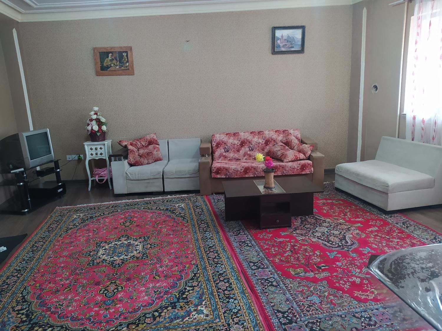 اجاره روزانه آپارتمان مبله احسان نزدیک شهرداری رشت|اجارهٔ کوتاه‌مدت آپارتمان و سوئیت|رشت, معلم|دیوار