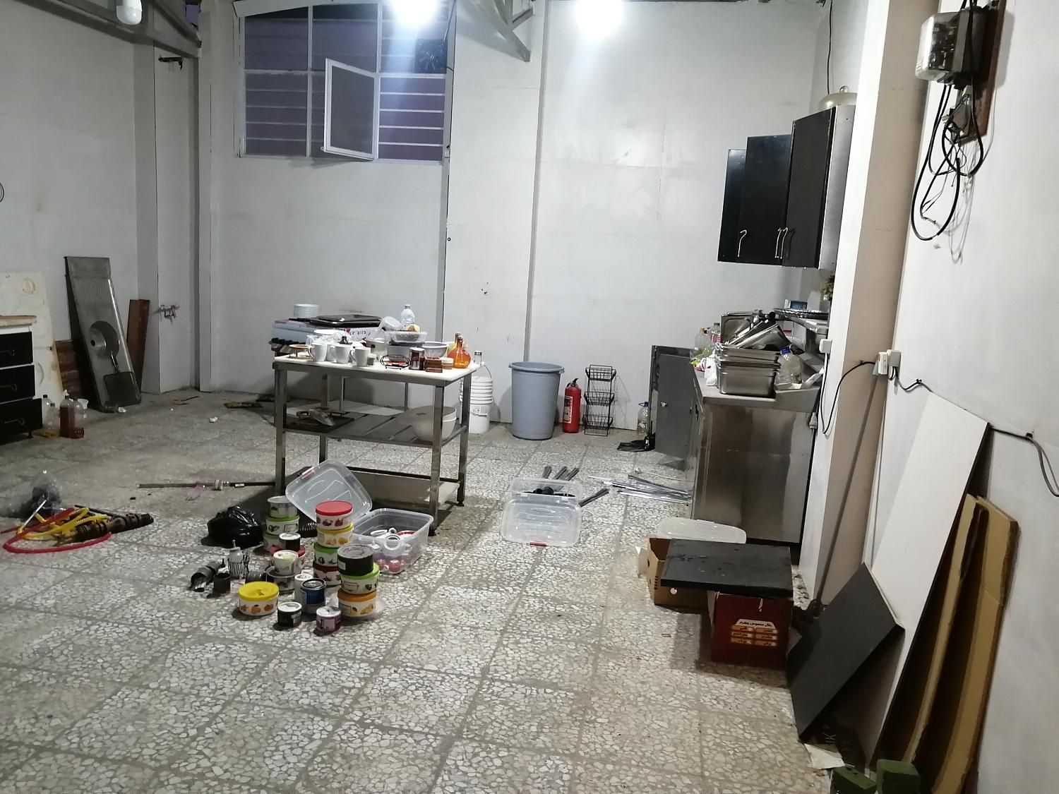انبار کارگاه وسالن 120 و 50 متری نزدیک بلوار صنایع|اجارهٔ دفتر صنعتی، کشاورزی، تجاری|شیراز, انجیره|دیوار