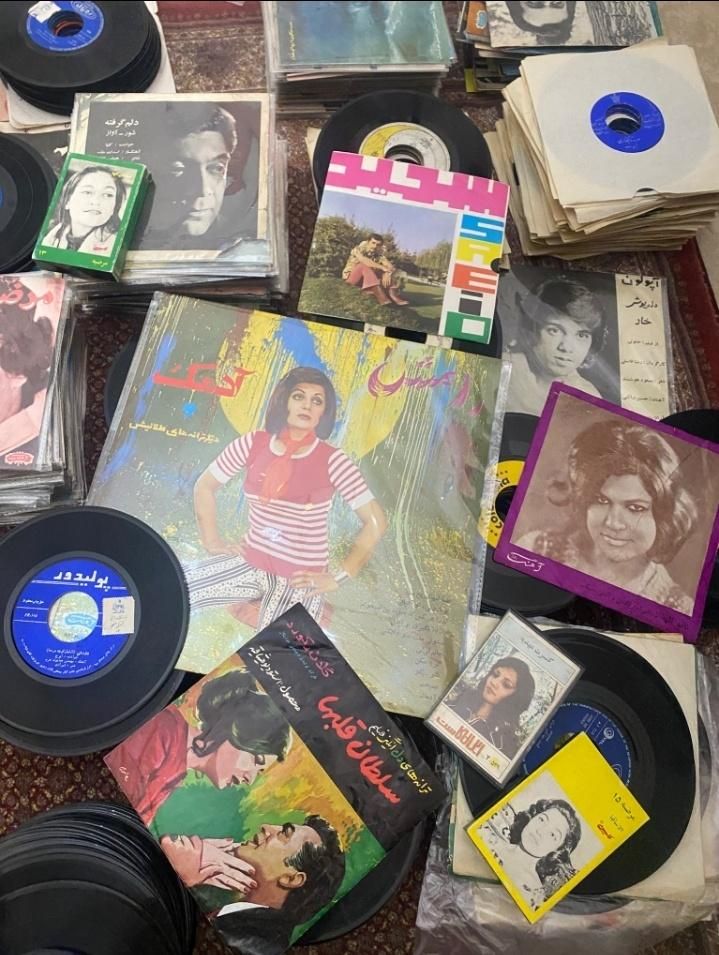 فروش وخرید صفحه گرام گرامافون سنگی کاست|کلکسیون اشیاء عتیقه|تهران, قیطریه|دیوار