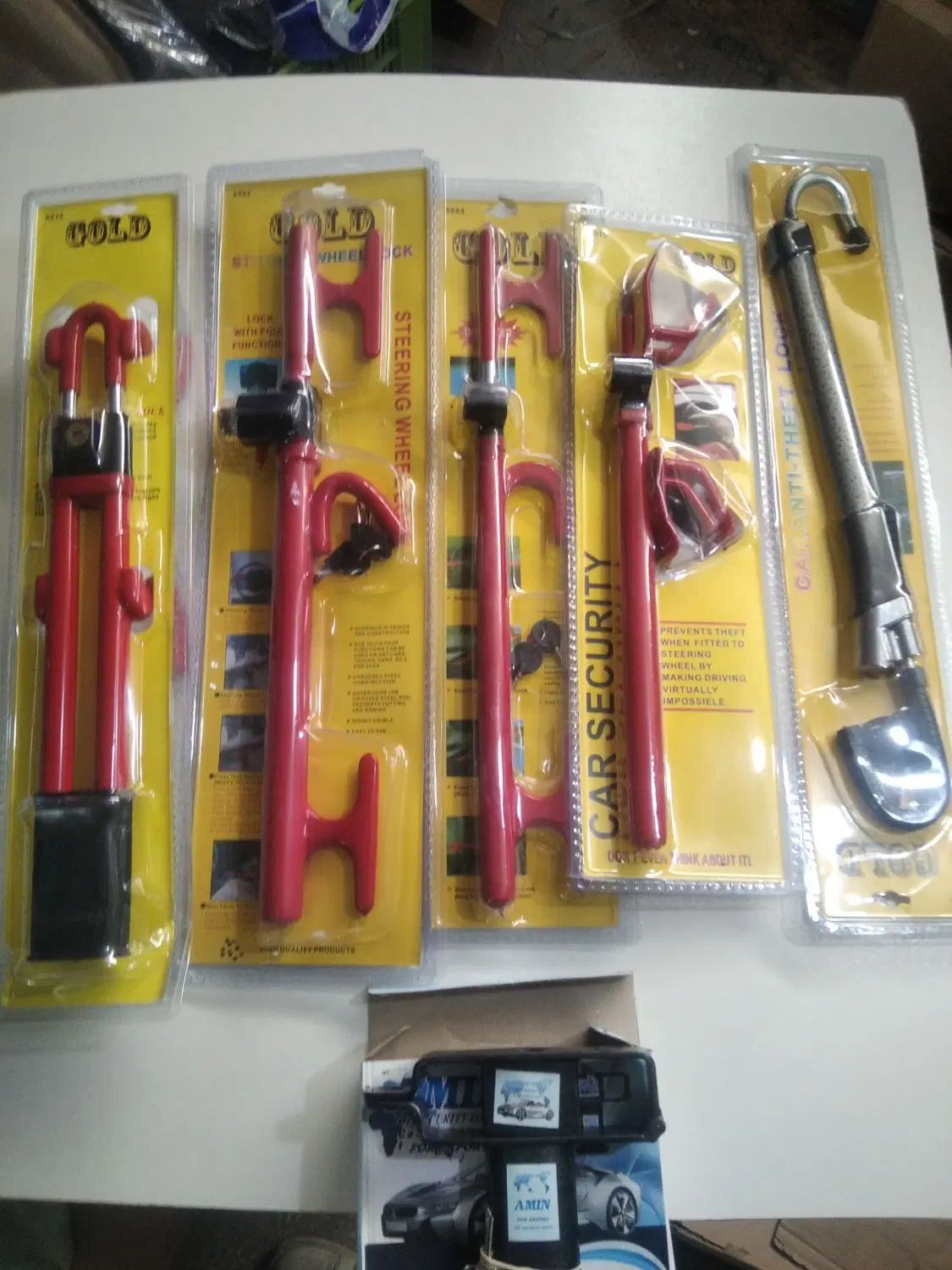 قفل فرمان پدال/آینه/چراغ سیار /جلو پنجره/چراغ جلو|قطعات یدکی و لوازم جانبی|اصفهان, صائب|دیوار