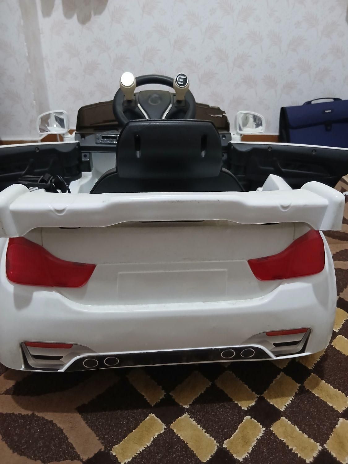 ماشین شارژی کنترل دار .دو در باز میشه.فلش خور|اسباب‌بازی بچه|فومن, |دیوار