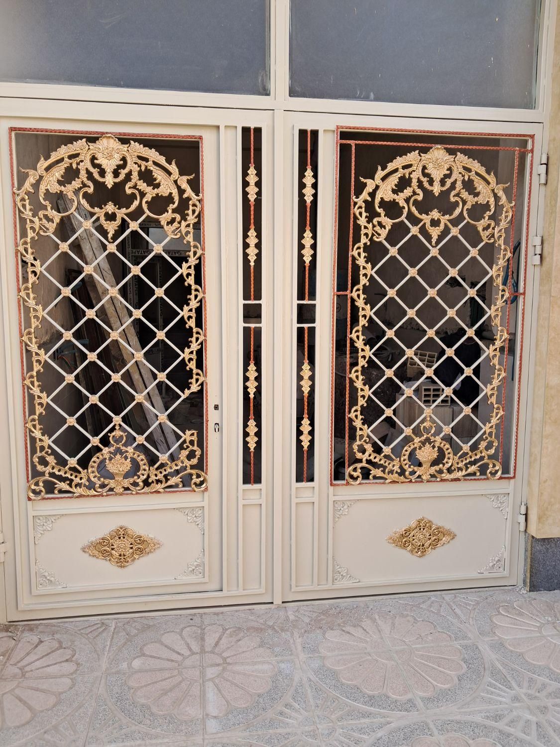 نقاشی ساختمان ودرب و پنجره و کاغذ دیواری.. کناف|خدمات پیشه و مهارت|اهر, |دیوار