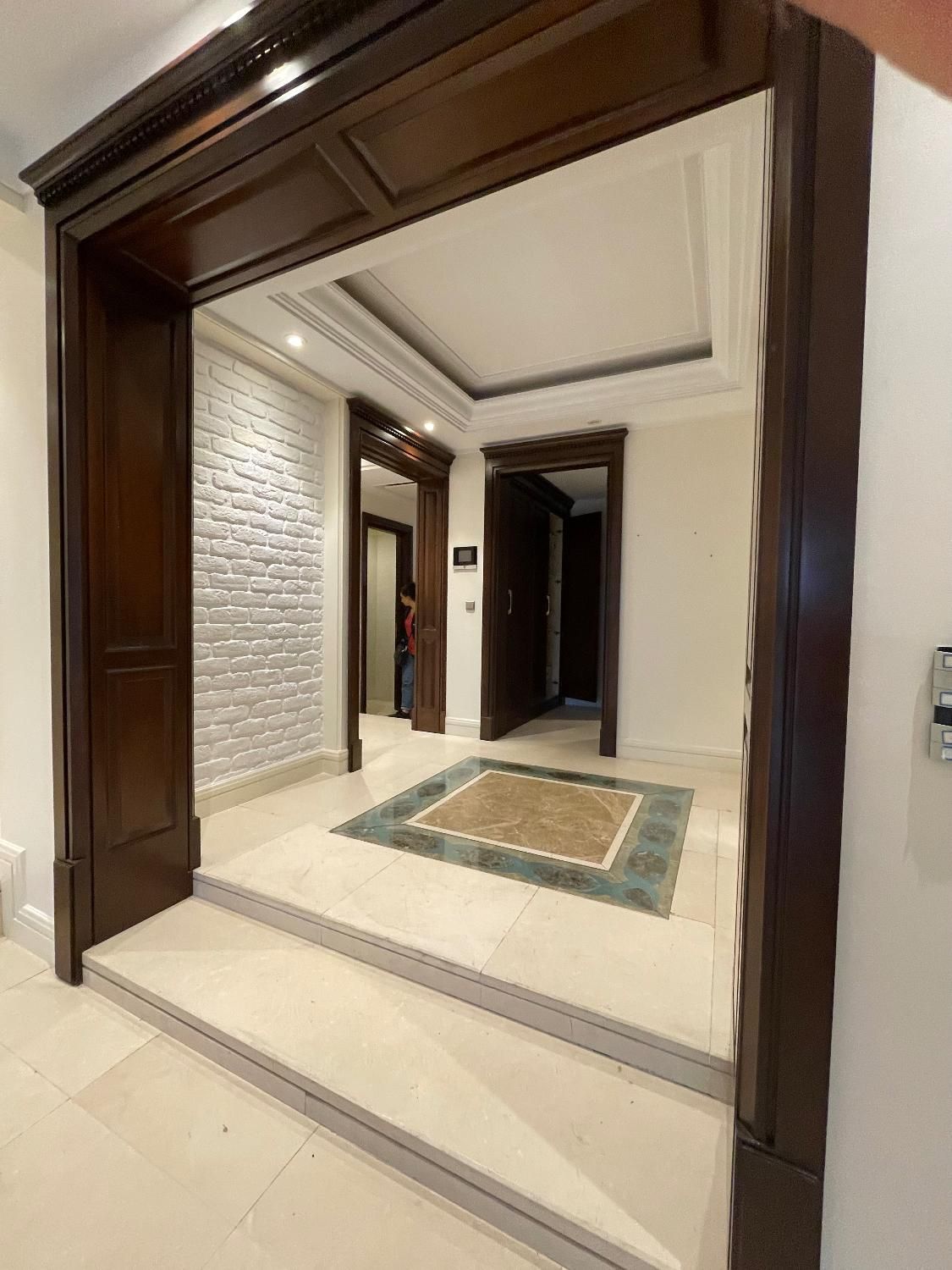 لوکیشن دیپلمات فرمانیه شرقی ۳۶۰ متر luxury|اجارهٔ آپارتمان|تهران, فرمانیه|دیوار