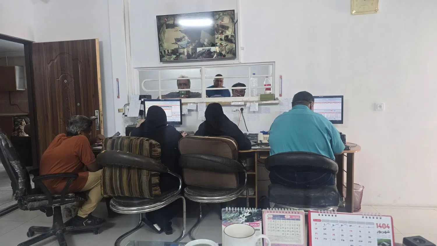 استخدام پیک موتوری و نیسان و وانت با تضمین درآمد|استخدام حمل و نقل|مشهد, کارمندان دوم|دیوار