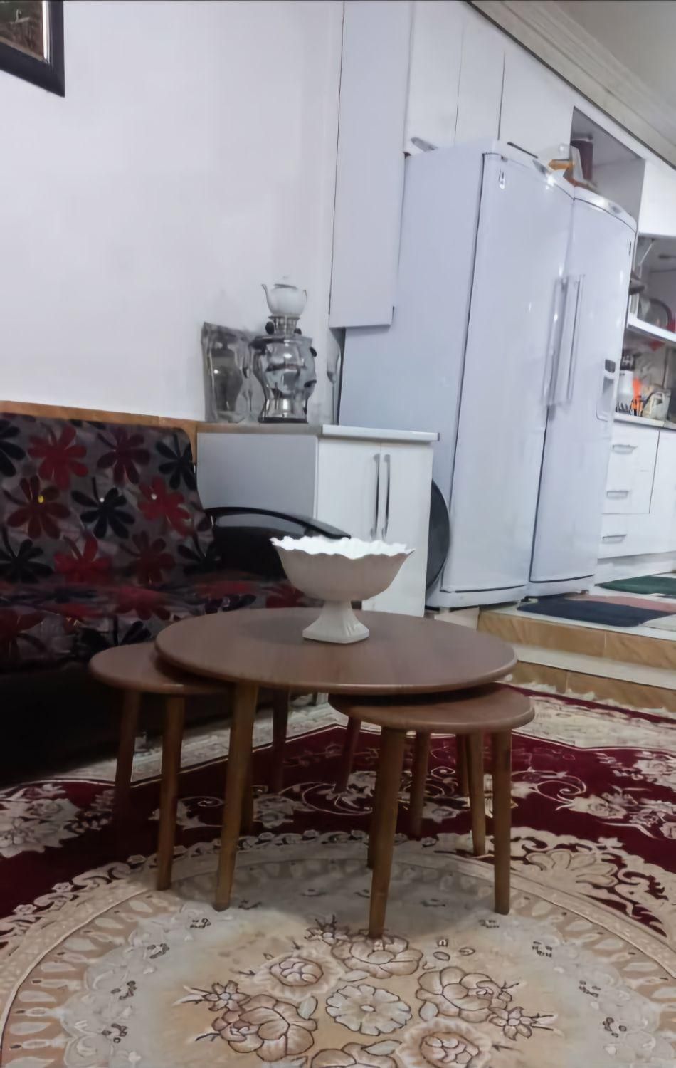 میز جلومبلی و عسلی غنچه|مبلمان خانگی و میز عسلی|یزد, |دیوار