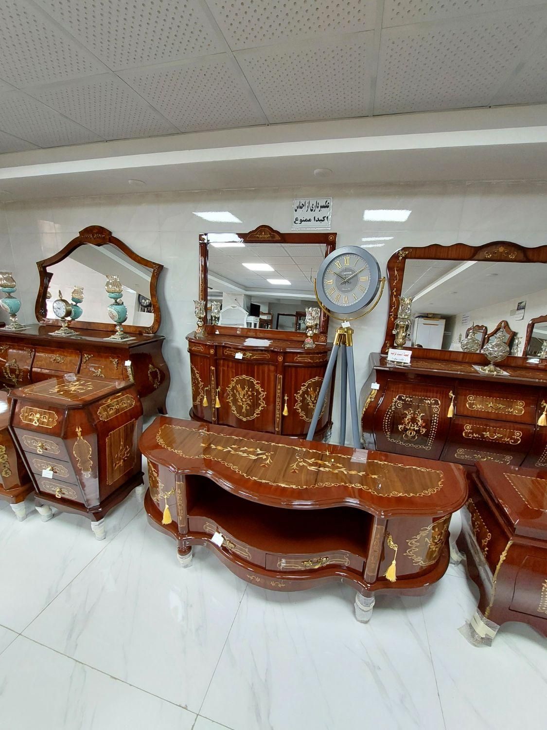 آینه‌کنسول (۳درب) جدید|بوفه، ویترین، کنسول|ارومیه, |دیوار