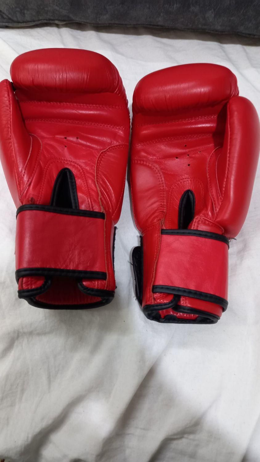 دستکش بوکس اصل خارج|لباس|شاهرود, |دیوار