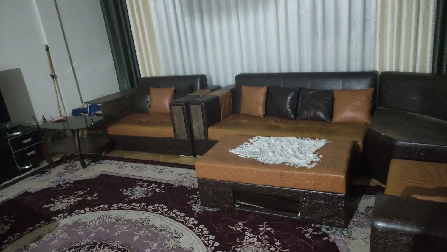 مبل تهران ال ۷ نفره چرم|مبلمان خانگی و میز عسلی|مشهد, الهیه|دیوار