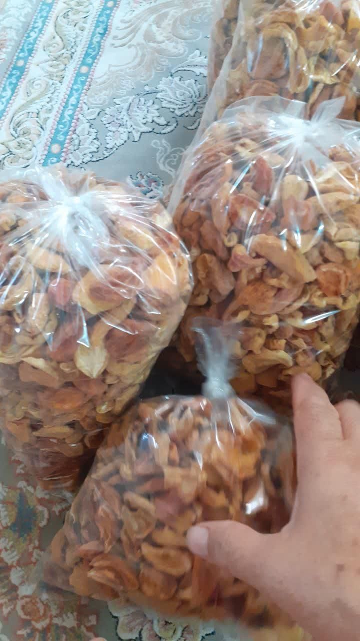 برگه زرد آلو.رب انار.آبغوره.غوره شیره انگور ضمانت|خوردنی و آشامیدنی|تربت‌حیدریه, باغ سلطانی|دیوار