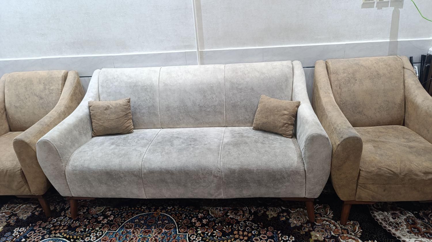 مبل راحتی|مبلمان خانگی و میز عسلی|اصفهان, ارداجی|دیوار