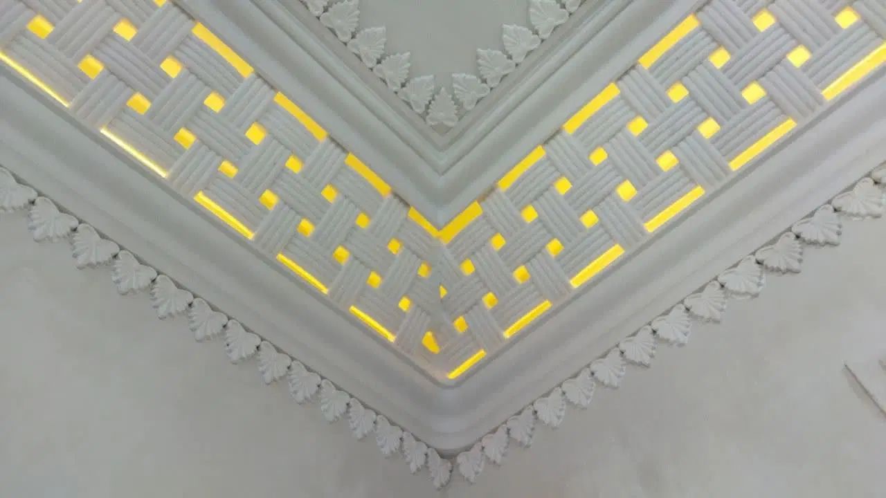 به یک کارگر سفیدکار نیاز دارم کار بلد باشه|استخدام معماری، عمران و ساختمانی|سوسنگرد, |دیوار
