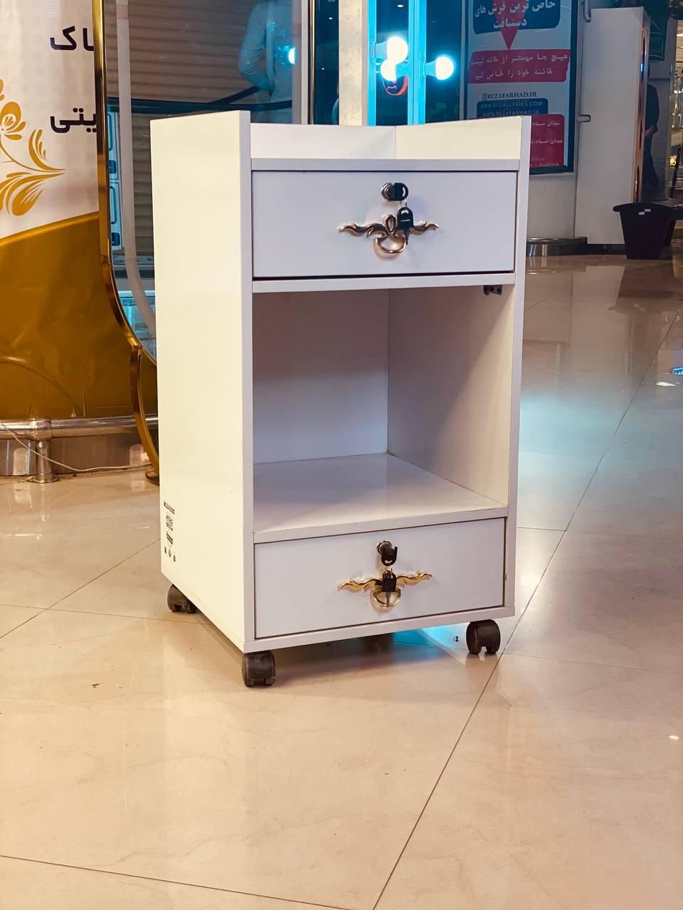 ترولی دوکشو کمد وسط 2500|آرایشگاه و سالن‌های زیبایی|مشهد, امیر|دیوار