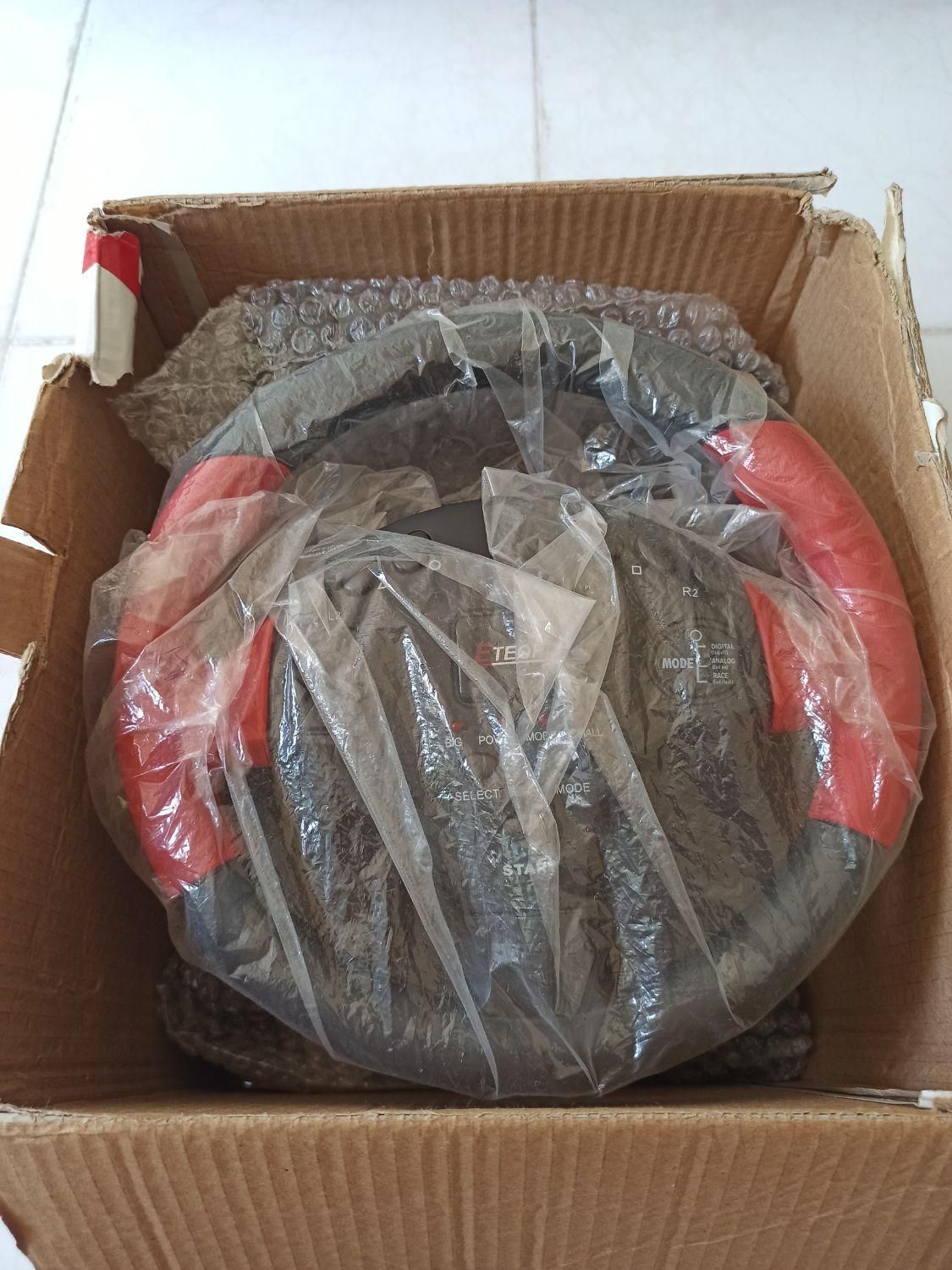 فرمان بازی eteoro همراه با جعبه و لوازم جانبی|کنسول، بازی ویدئویی و آنلاین|رشت, نامجو|دیوار