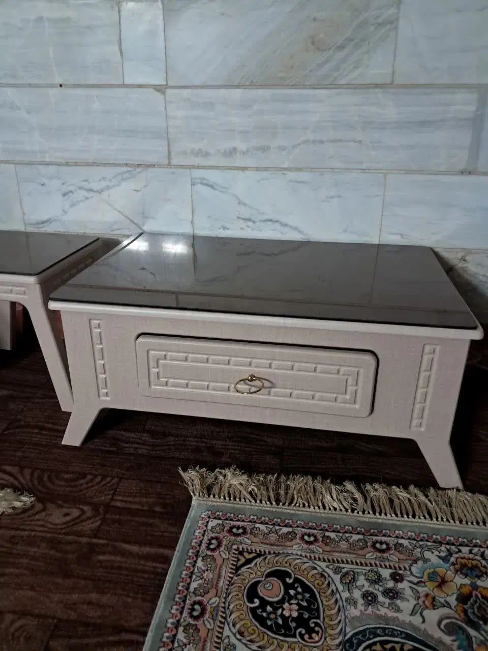 کاناپه تخت شو ومیز ودوتا عسلی|مبلمان خانگی و میز عسلی|تهران, عبدل‌آباد|دیوار