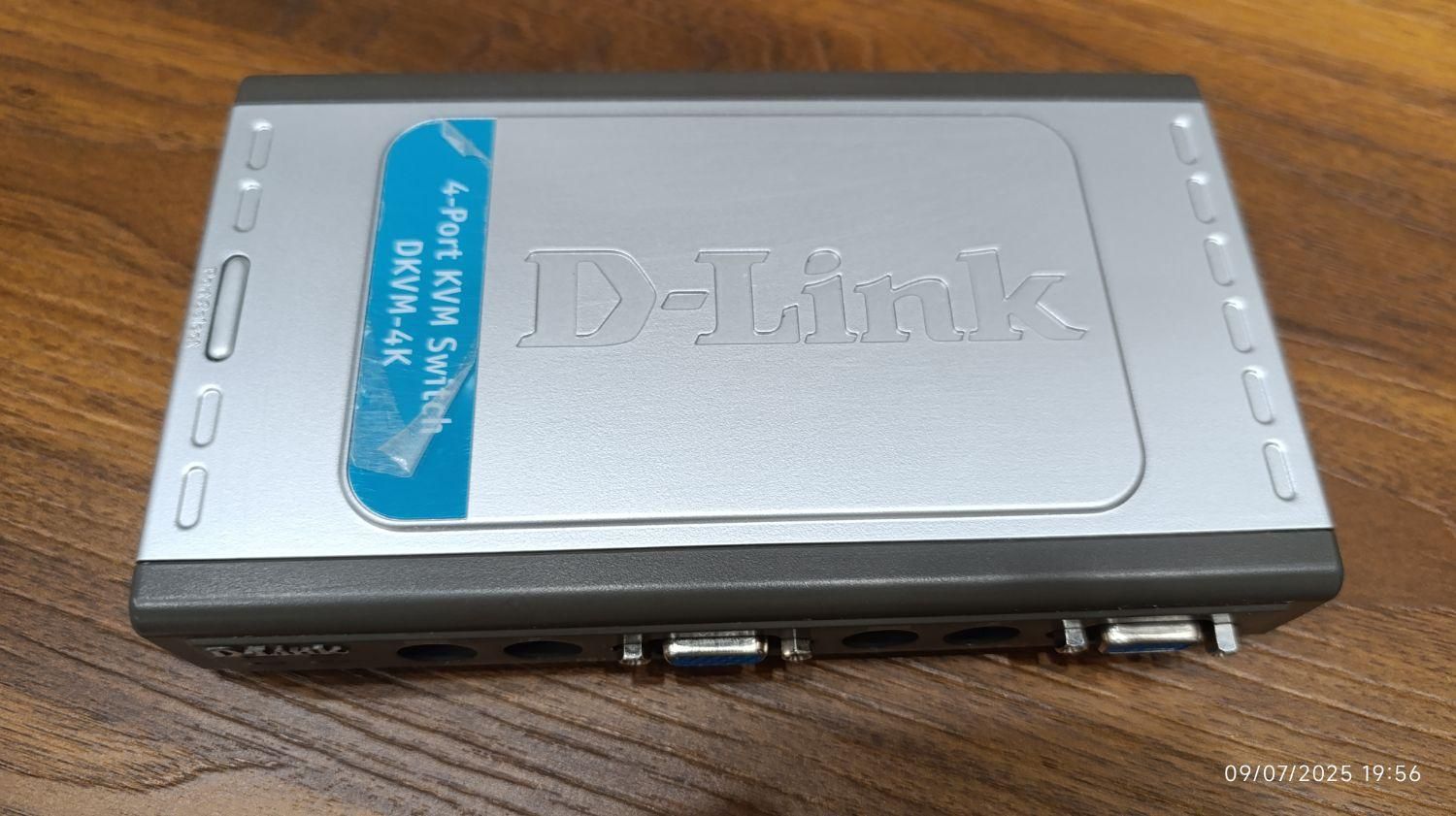 سوئیچ مانیتور دی لینک D-link اصل 4 ورودی به 1|قطعات و لوازم جانبی رایانه|تهران, گیشا|دیوار