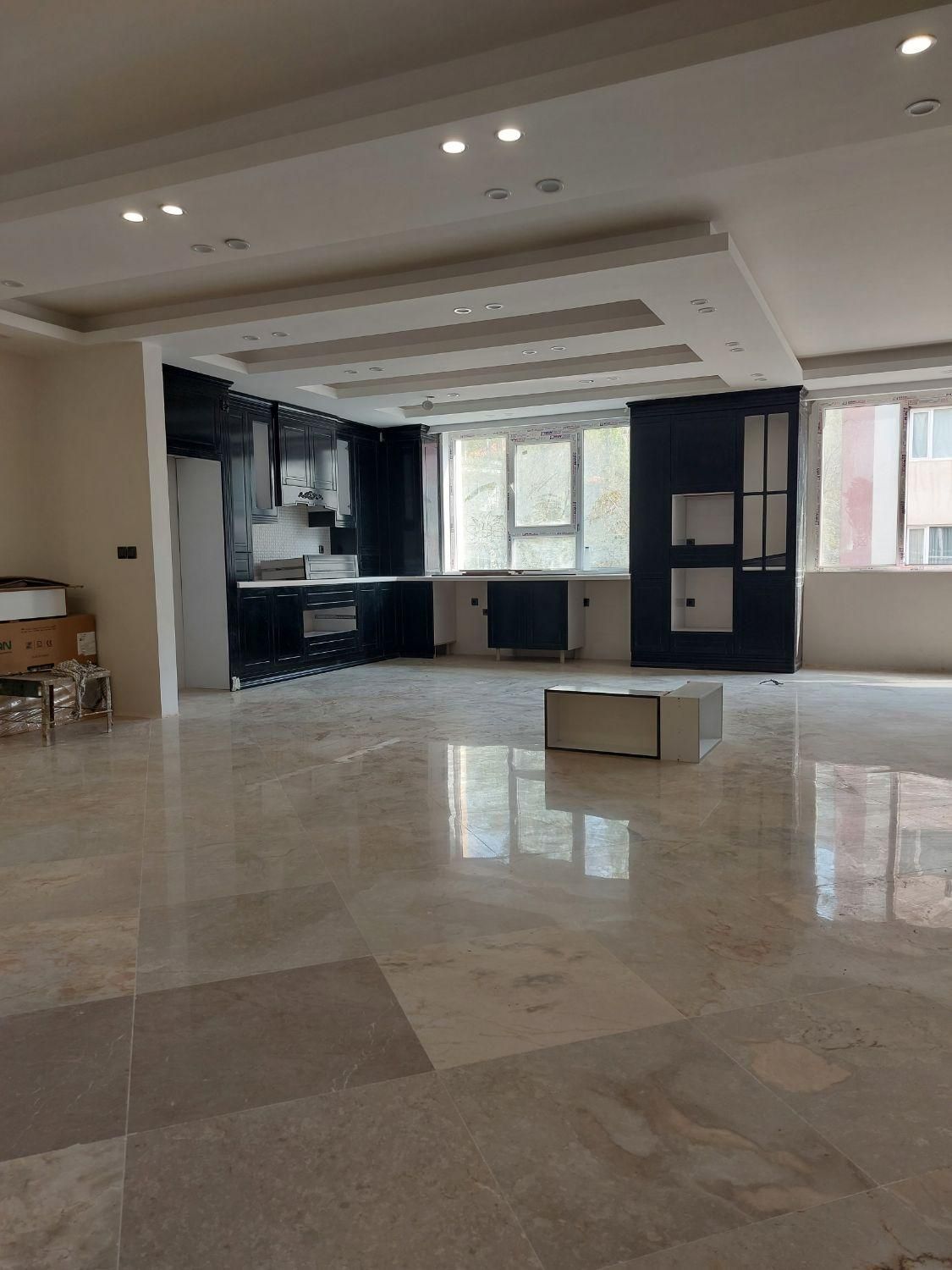 میگون/سادات محل/۱۸۰مترنوساز/لاکچری/تراس دلنشین|اجارهٔ آپارتمان|شمشک, |دیوار