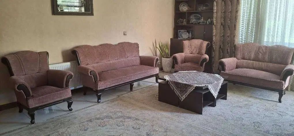 فروش مبل کارکرده اما بدون پارگی و شکستگی|مبلمان خانگی و میز عسلی|اصفهان, سپاهان‌شهر|دیوار