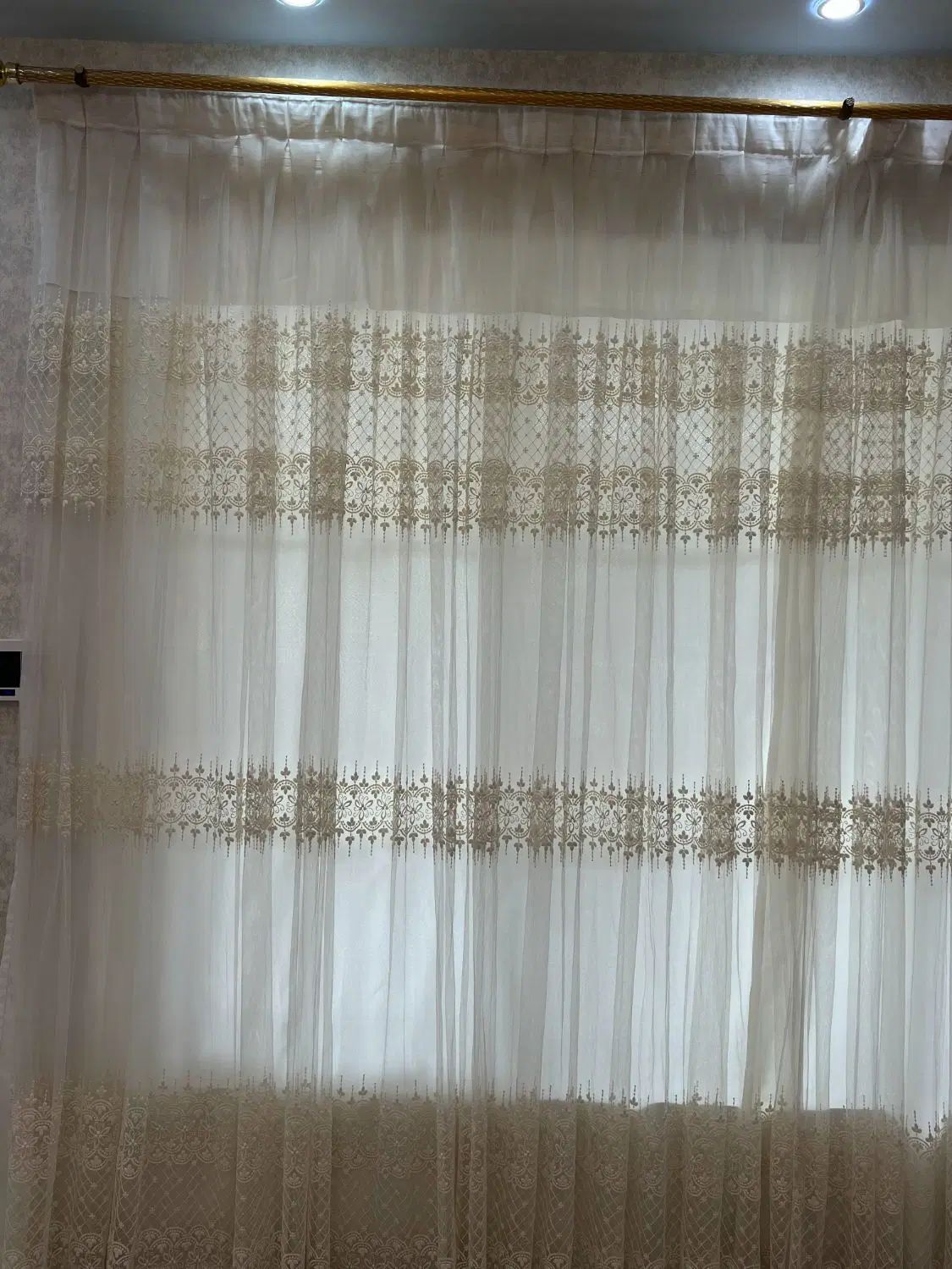 پرده پذیرایی ۳عددهمراه افتاب گیر و مخمل|پرده، رانر، رومیزی|لاهیجان, بازکیاگوراب|دیوار