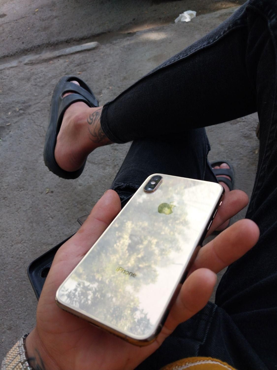 اپل iPhone XS با حافظهٔ ۲۵۶ گیگابایت|موبایل|مشهد, شهرک شهید باهنر|دیوار