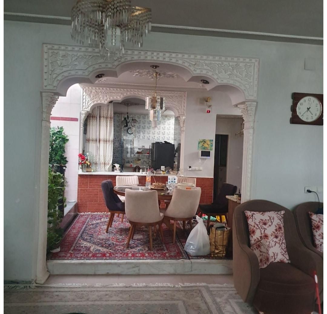 فروش /تهاتر خانه ویلایی ۳۰۰ متری/درب دوم/ عرض۱۰|فروش خانه و ویلا|شیراز, طلاب|دیوار