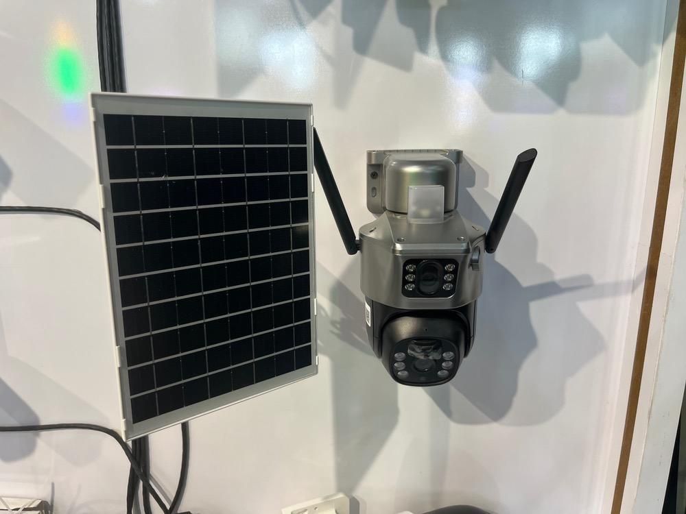 دوربین مداربسته تکنولوژی مدرن و دوربین پنل خورشیدی|دوربین مداربسته|سیرجان, |دیوار