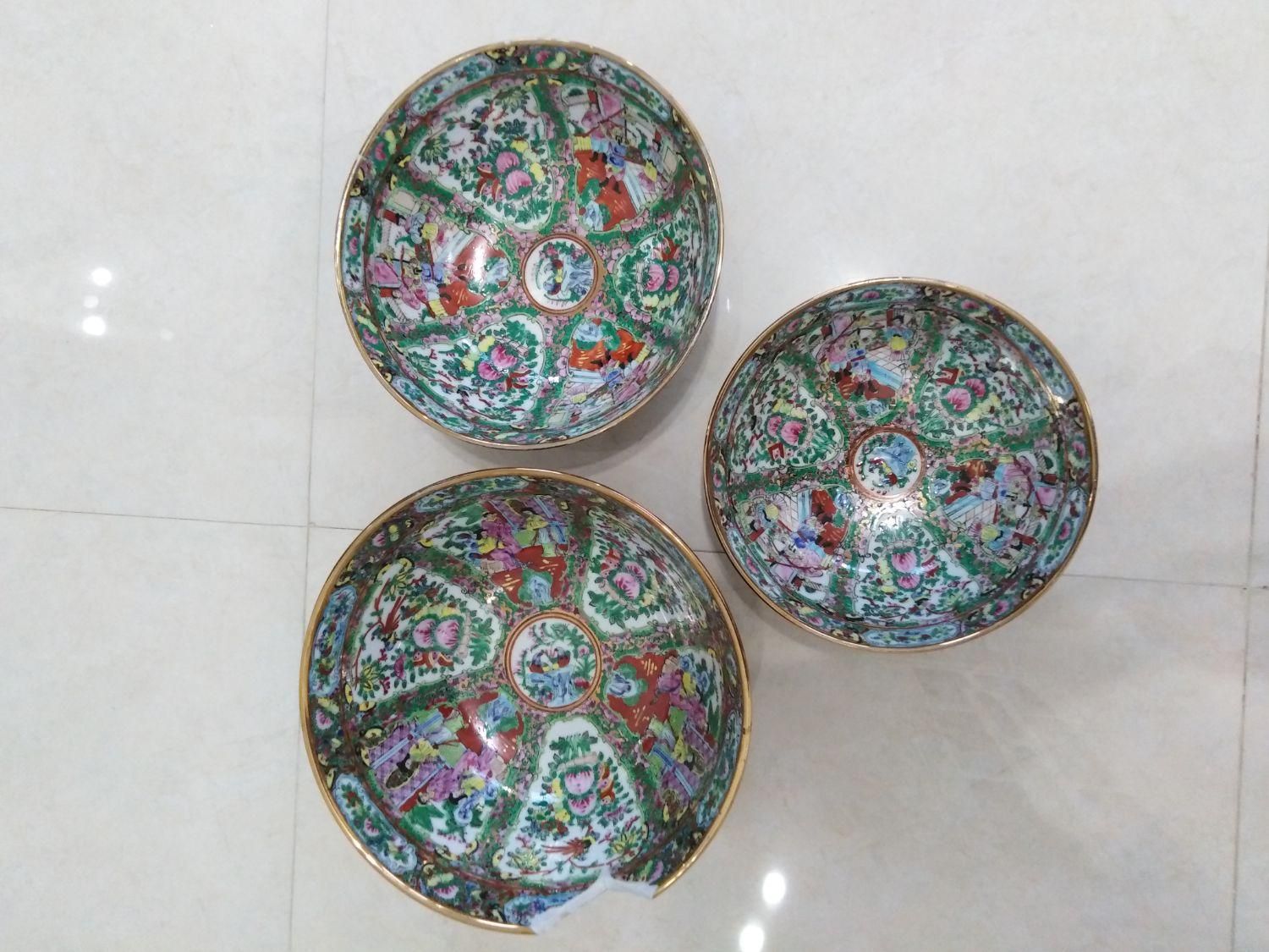 فروش ظروف مرغی اصل|کلکسیون اشیاء عتیقه|بروجن, |دیوار