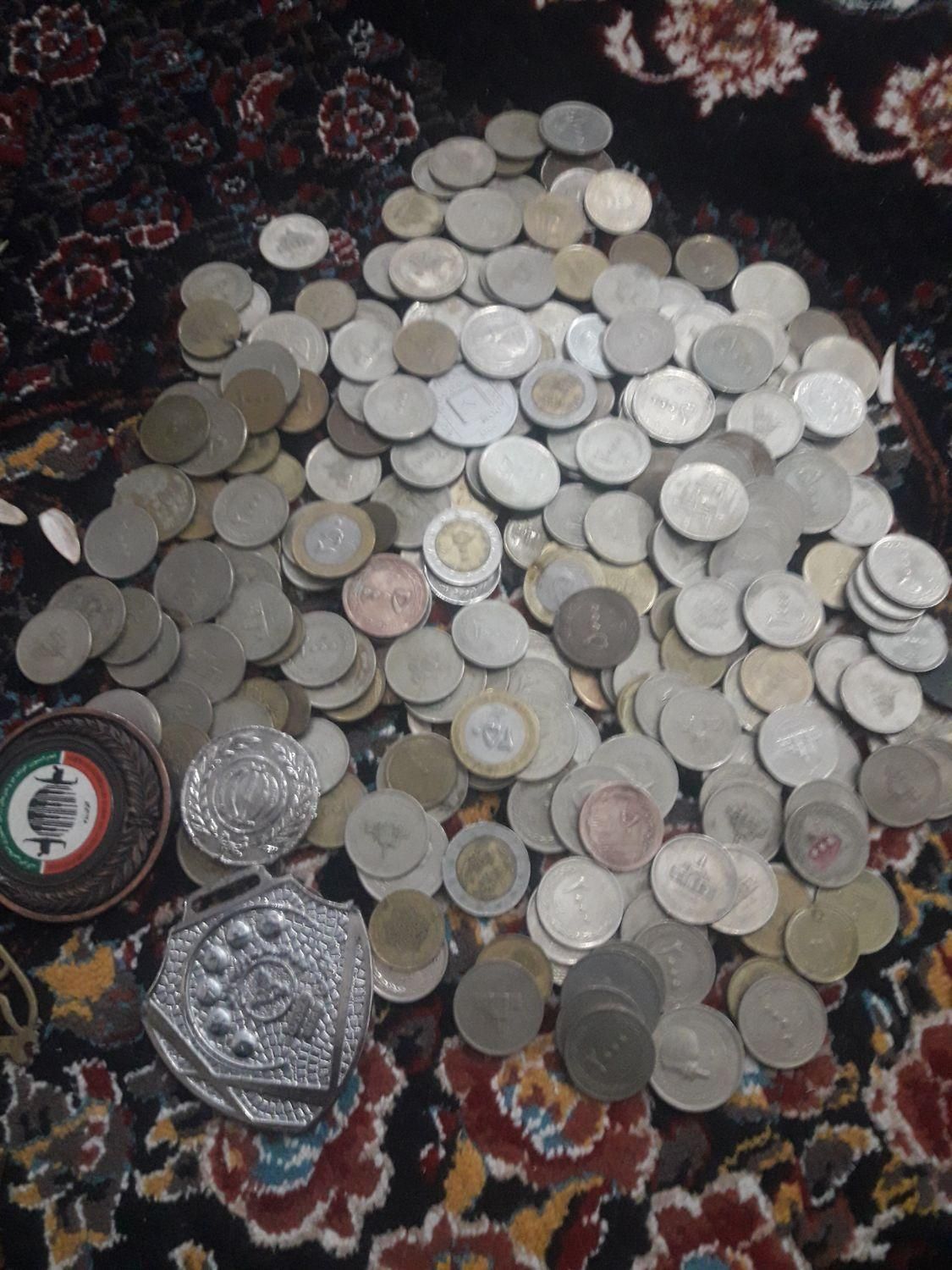 سکه وپول کاغذی|کلکسیون سکه، تمبر، اسکناس|دزفول, |دیوار